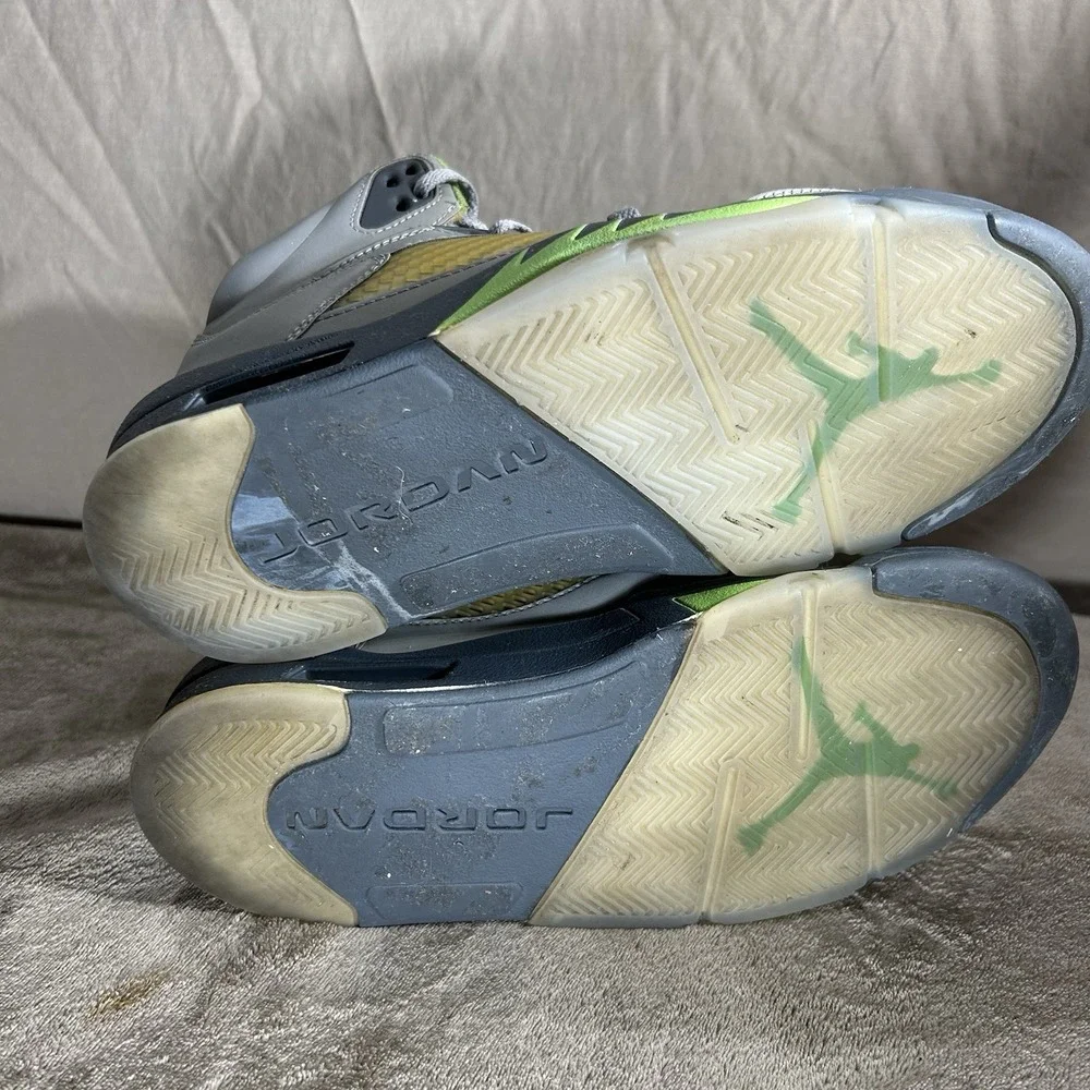 Nike Air Jordan 5 Retro Green Bean Silver Grey 2022 Size 8 DM9014-003